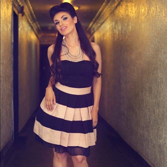 I’m so happy you’re here👋🏼 - Picture 3 of 8